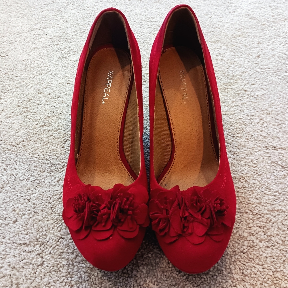 Xappeal Red Wedges with Floral Applique